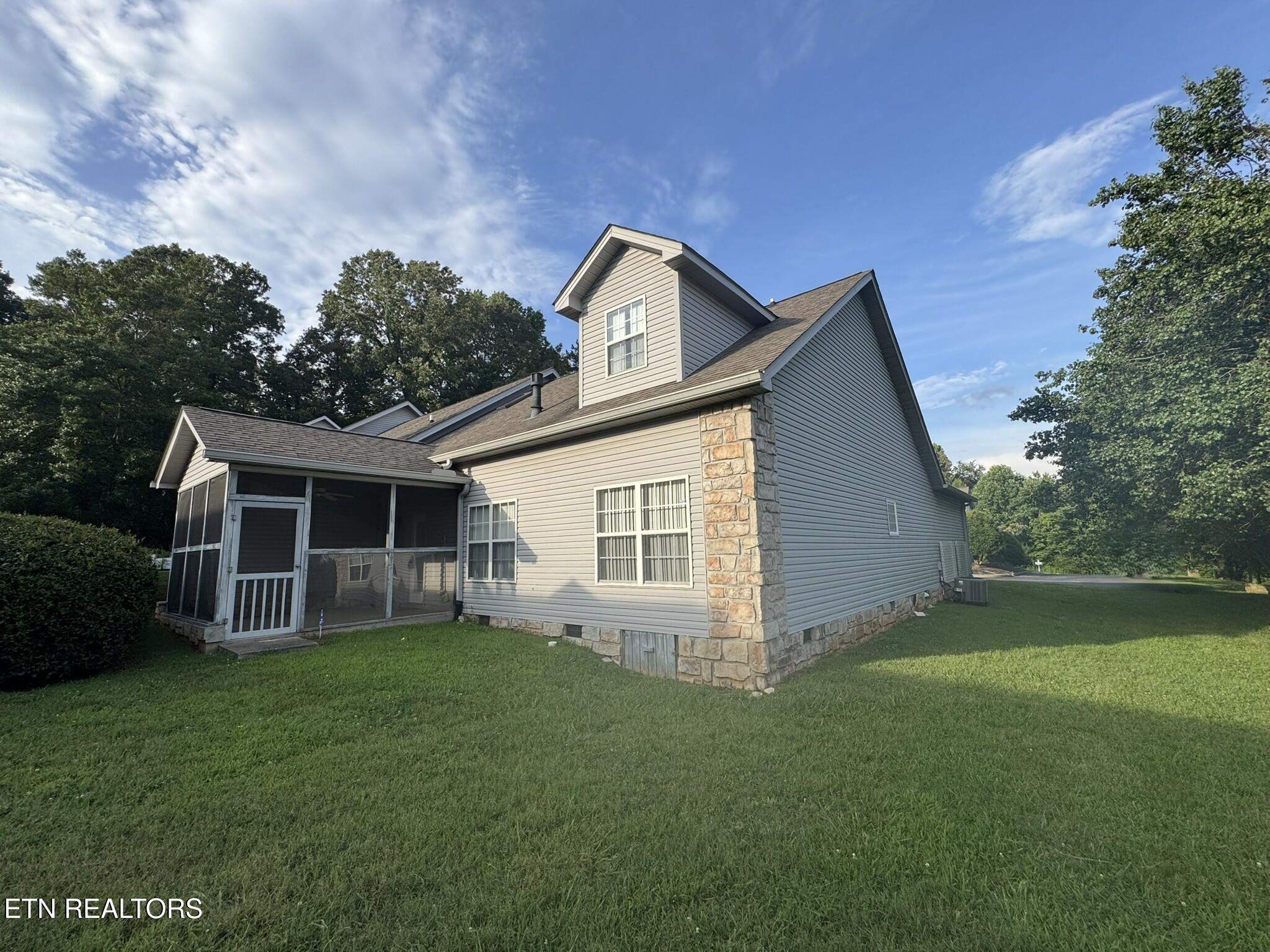 101 Pear Tree Lane