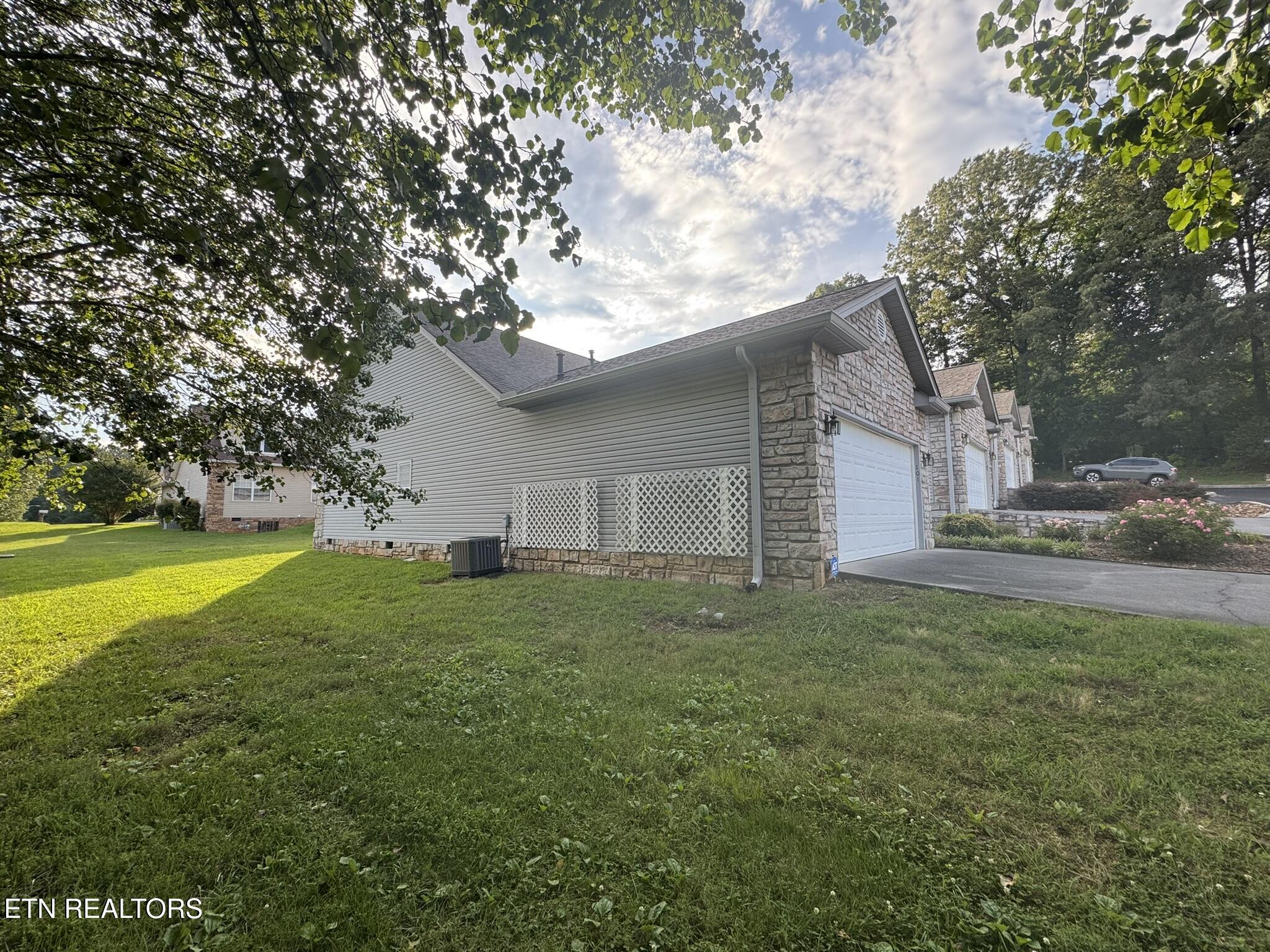 101 Pear Tree Lane
