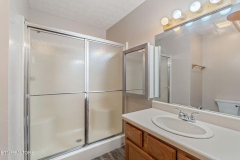 Tiny photo for 367 Emory River Rd, Harriman, TN 37748 (MLS # 1321004)