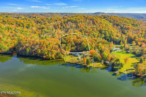 Tiny photo for 367 Emory River Rd, Harriman, TN 37748 (MLS # 1321004)