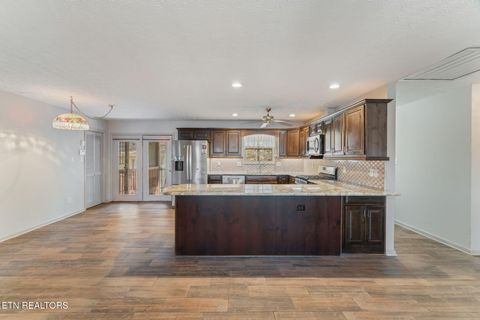 Tiny photo for 367 Emory River Rd, Harriman, TN 37748 (MLS # 1321004)