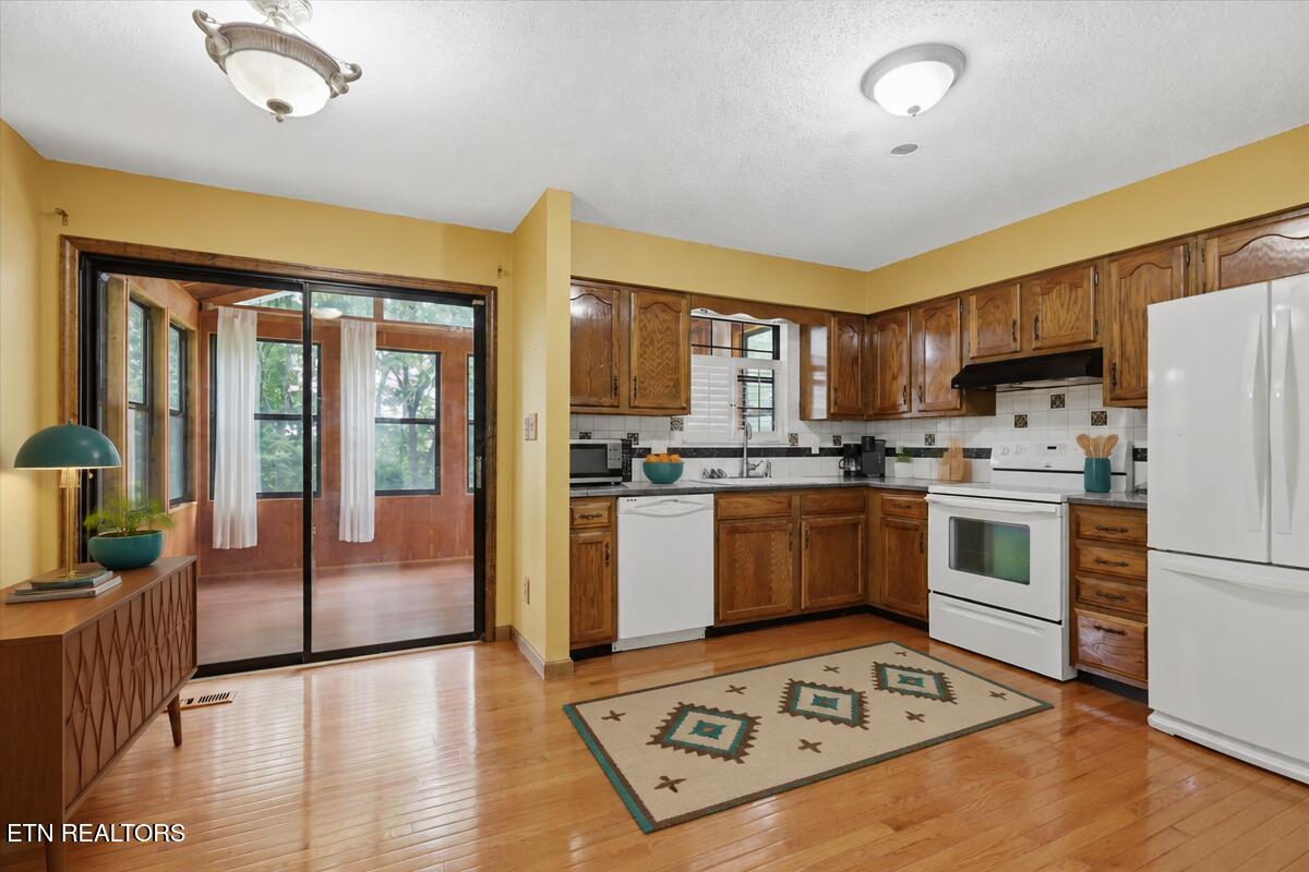 161 Hilltop Lane