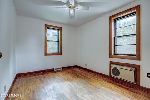 Tiny photo for 3514 Montvale Rd, Maryville, TN 37803 (MLS # 1328393)