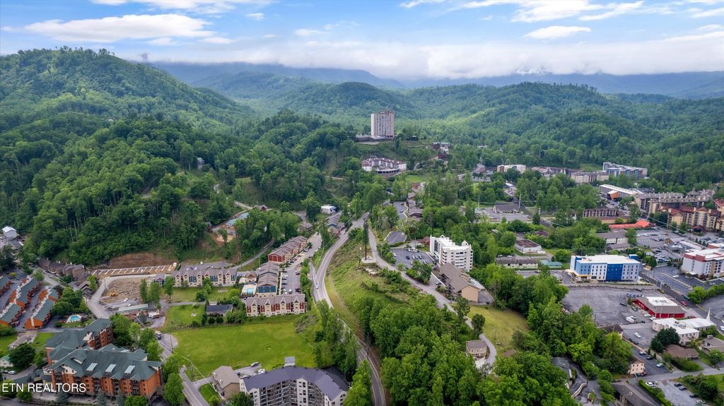Photo of Cherokee Orchard Rd, Gatlinburg, TN 37738 (MLS # 1300856)