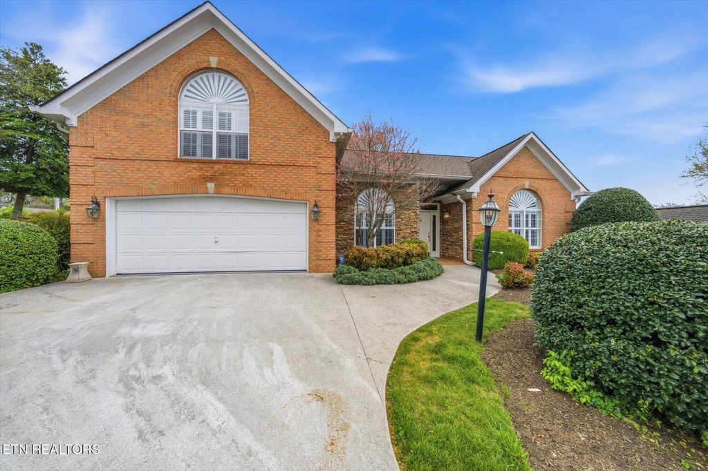 Photo of 500 Glen Ives Way, Knoxville, TN 37919 (MLS # 1334815)