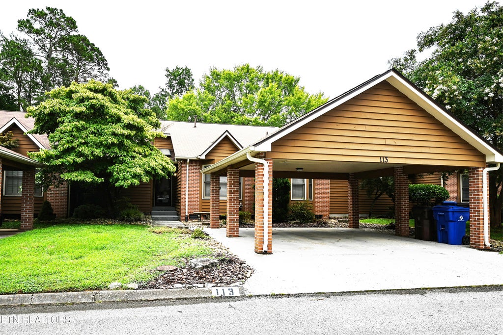 Photo of 113 Blue Ridge Court, Oak Ridge, TN 37830 (MLS # 1348819)