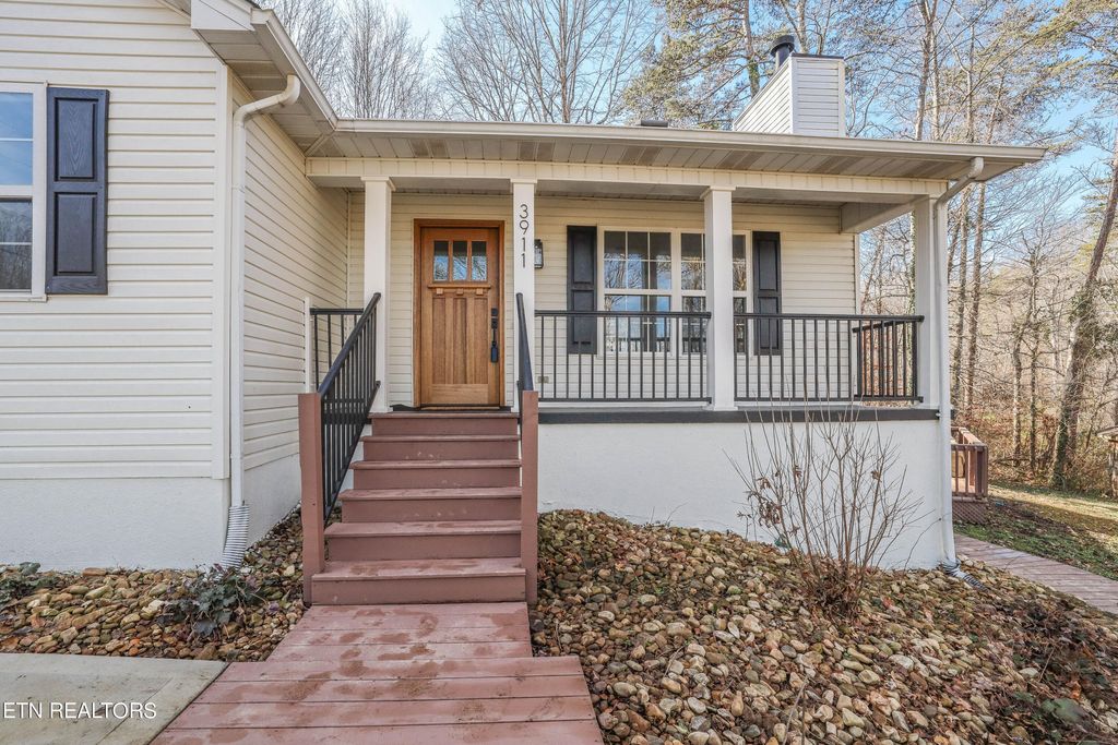 Photo of 3911 Freels Rd, Friendsville, TN 37737 (MLS # 1248652)