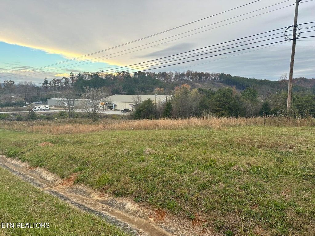 Photo of 1 Highway 92, Dandridge, TN 37725 (MLS # 1328459)