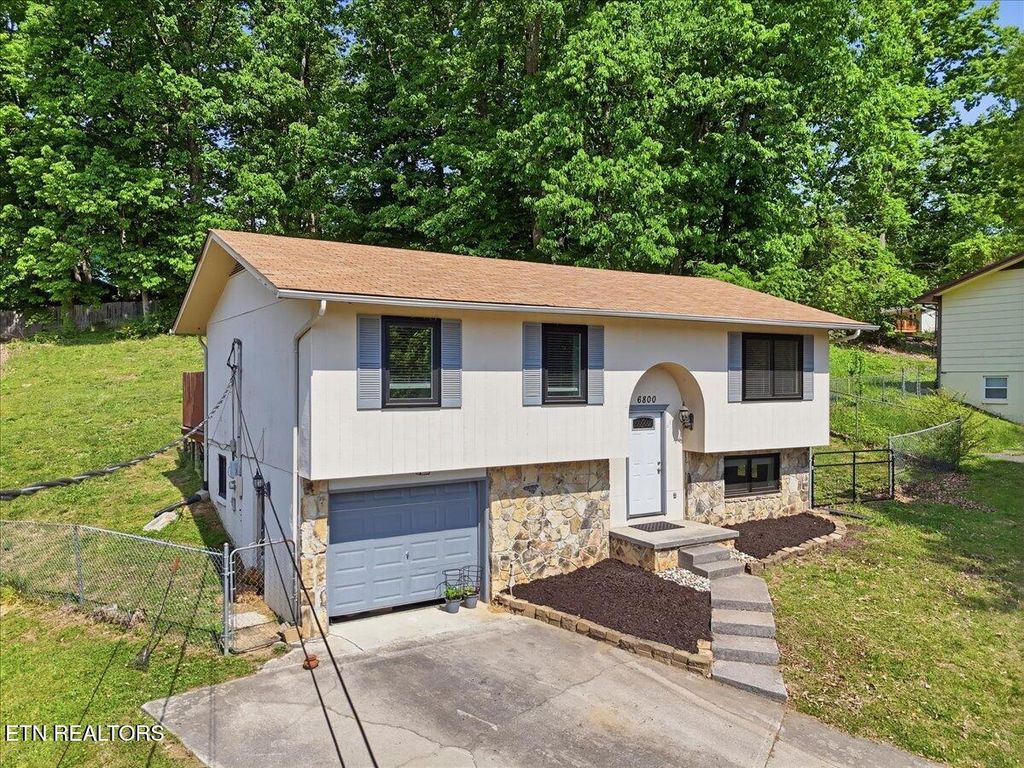 Photo of 6800 Trousdale Rd, Knoxville, TN 37921 (MLS # 1338336)