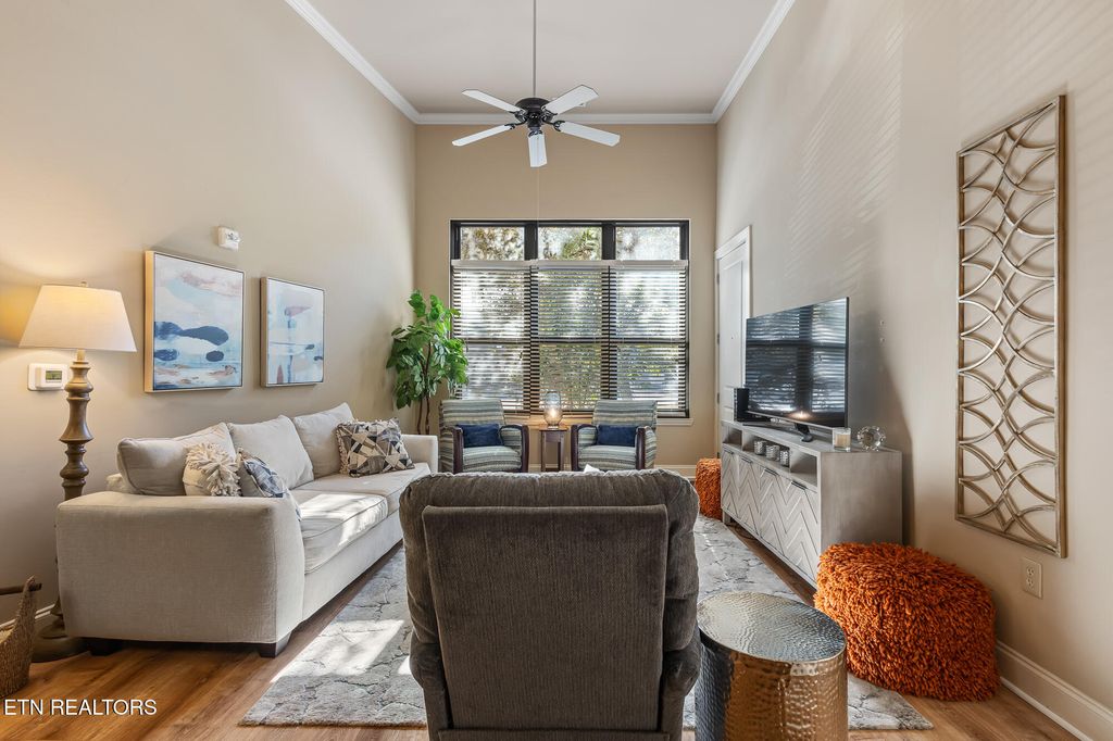 Photo of 445 W Blount Ave #102, Knoxville, TN 37920 (MLS # 1319306)