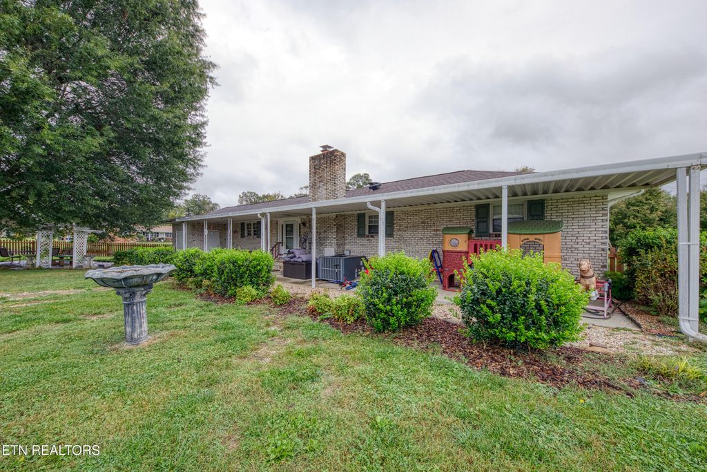 Photo of 8600 Tervada Drive, Knoxville, TN 37931 (MLS # 1318299)