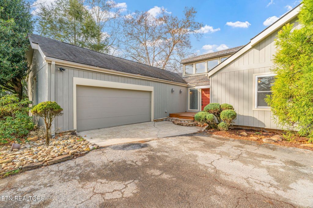 Photo of 121 Spencer Lane, Rockwood, TN 37854 (MLS # 1323132)