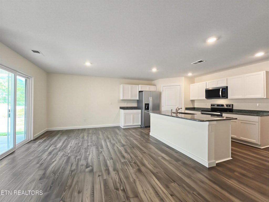 Photo of 255 N Rolling Meadows Drive, Harriman, TN 37748 (MLS # 1356575)