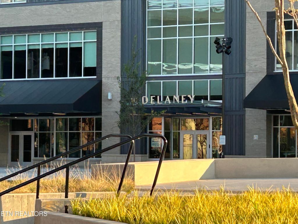 Photo of 122 Stadium Way #912, Knoxville, TN 37915 (MLS # 1333316)