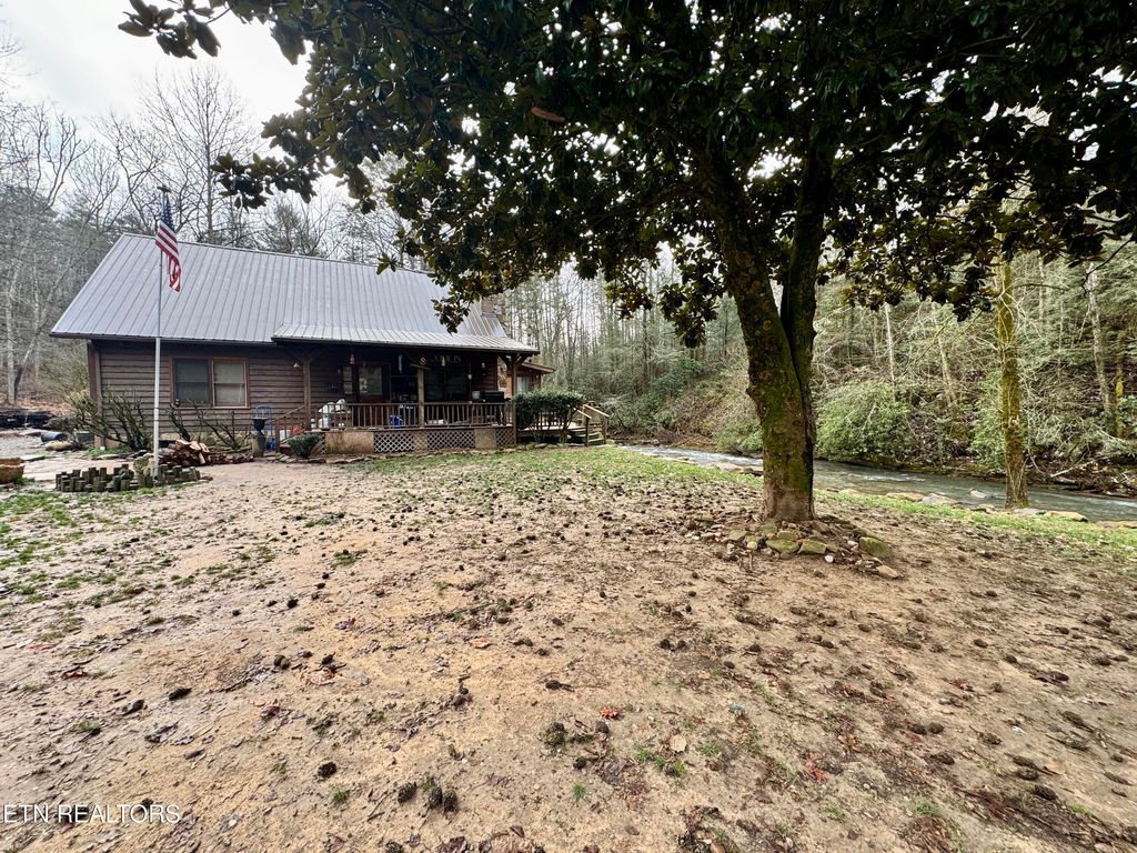 Photo of 771 Fall Creek Rd, Rockwood, TN 37854 (MLS # 1285702)