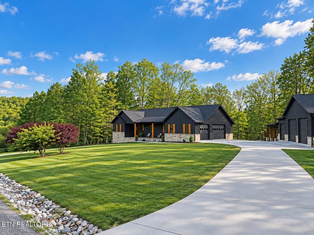 Photo of 248 Emory View Rd, Lancing, TN 37770 (MLS # 1356669)