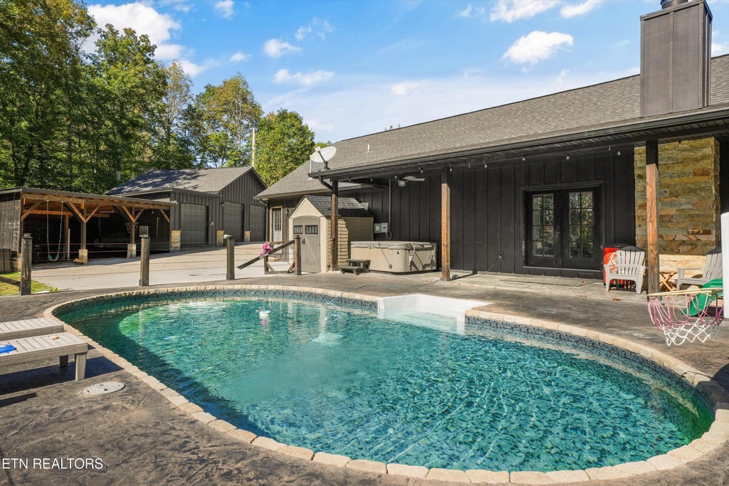 Photo of 248 Emory View Rd, Lancing, TN 37770 (MLS # 1356669)