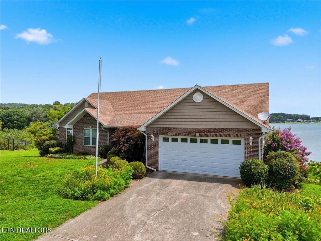 Photo of 1670 Brookview Drive, Dandridge, TN 37725 (MLS # 1350492)