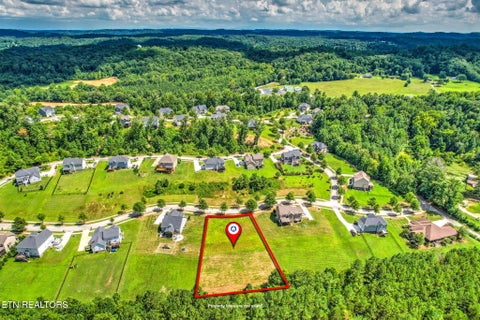 Tiny photo for 114 W Elderberry St, Oak Ridge, TN 37830 (MLS # 1351220)