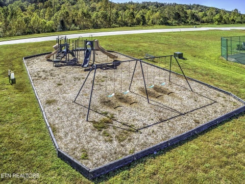 Tiny photo for 114 W Elderberry St, Oak Ridge, TN 37830 (MLS # 1351220)