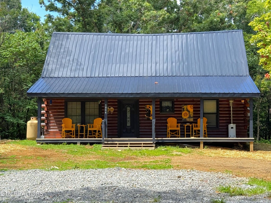 Photo of 1014 Lightnen Rd, Parrottsville, TN 37843 (MLS # 1307151)