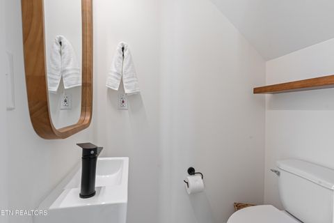 Tiny photo for 837 N 4th Ave #8, Knoxville, TN 37917 (MLS # 1337801)