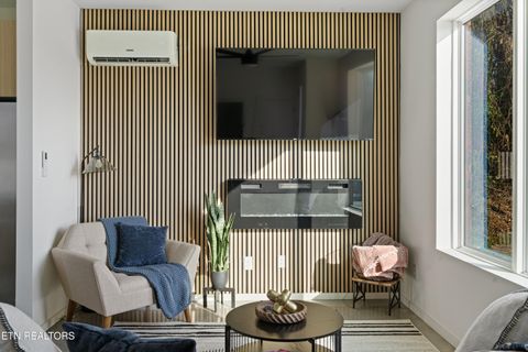 Tiny photo for 837 N 4th Ave #8, Knoxville, TN 37917 (MLS # 1337801)