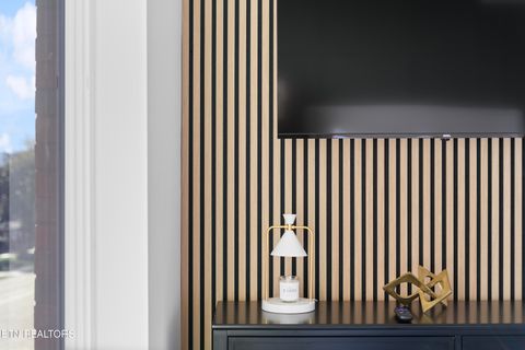 Tiny photo for 837 N 4th Ave #8, Knoxville, TN 37917 (MLS # 1337801)