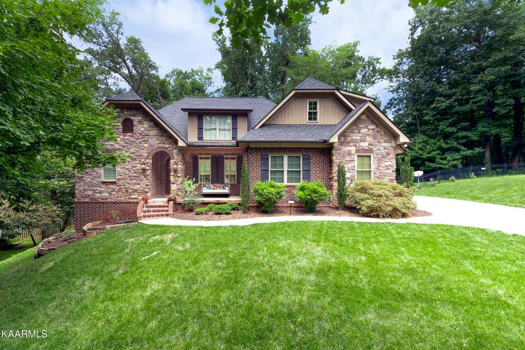 Photo of 5505 Pinellas Drive, Knoxville, TN 37919 (MLS # 1235665)