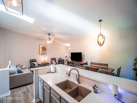 Tiny photo for 8623 Constance Way #4, Knoxville, TN 37923 (MLS # 1339164)