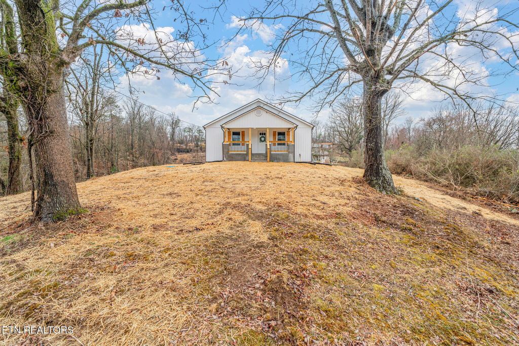 Photo of 3535 Triple Oak St, Rockford, TN 37853 (MLS # 1331600)