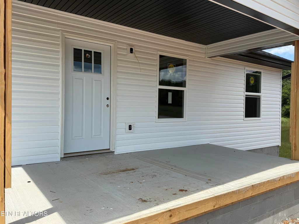 Photo of 135 Conley Drive, Pall Mall, TN 38577 (MLS # 1342859)