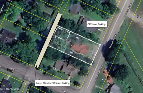 Tiny photo for 522 Pennsylvania Ave, Etowah, TN 37331 (MLS # 1325738)