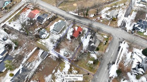 Tiny photo for 522 Pennsylvania Ave, Etowah, TN 37331 (MLS # 1325738)