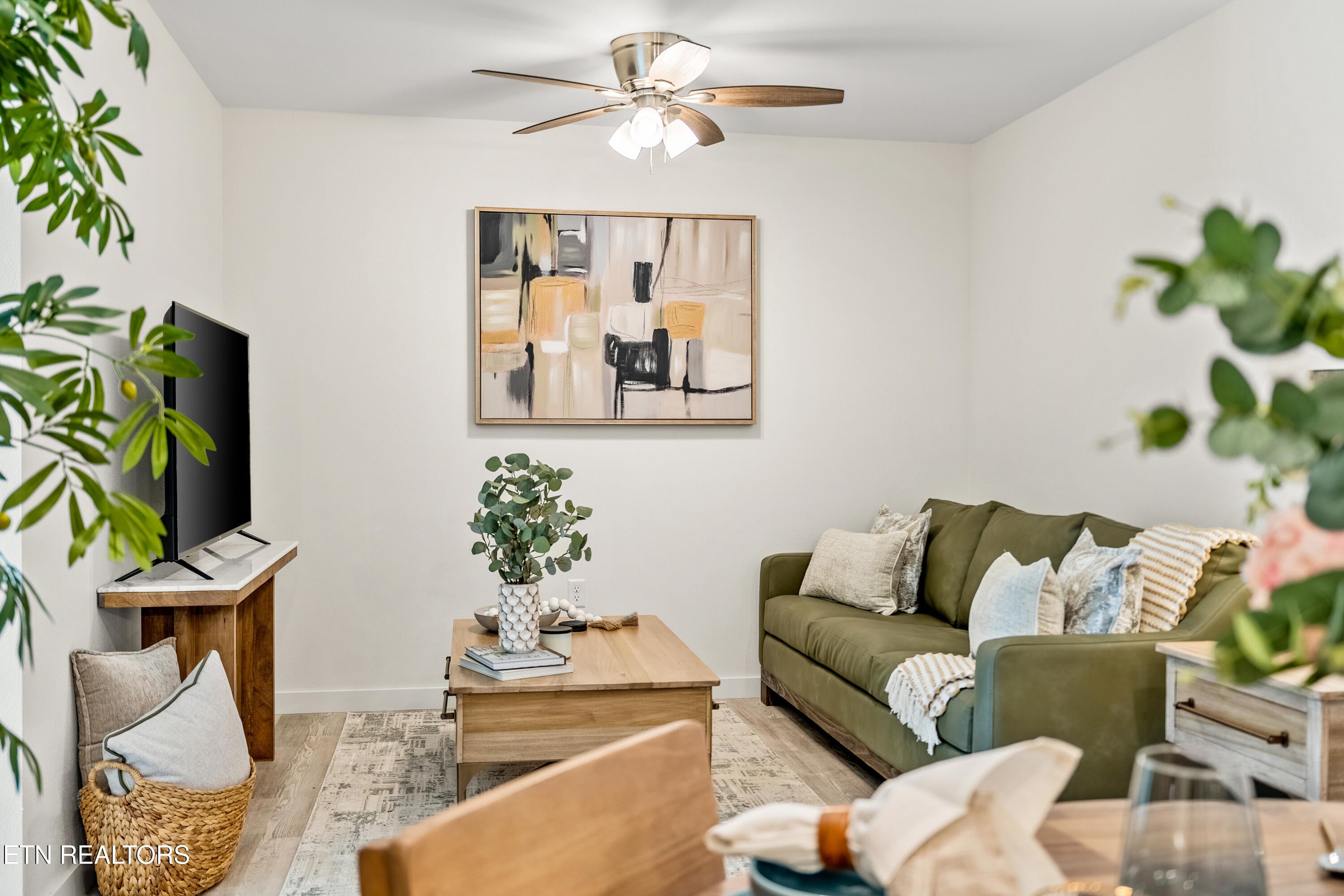 227 Sharon Drive 315