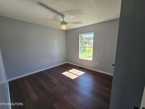 Tiny photo for 1871 Allensville Rdg, Sevierville, TN 37876 (MLS # 1334548)