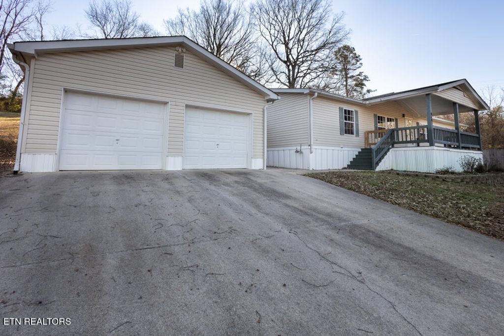 Photo of 4840 Blue Bell Ave, Ooltewah, TN 37363 (MLS # 1324265)
