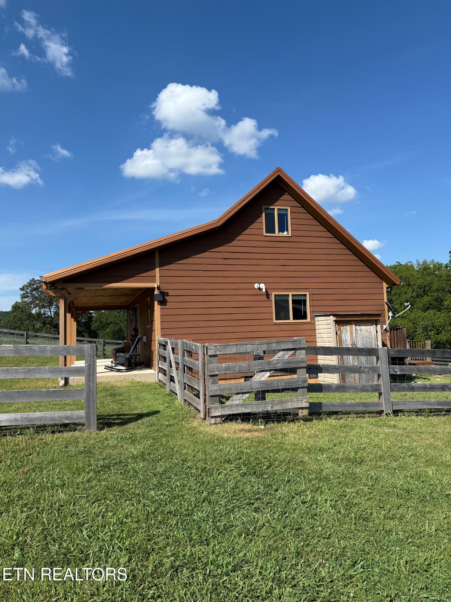 1541 Dogtown Rd