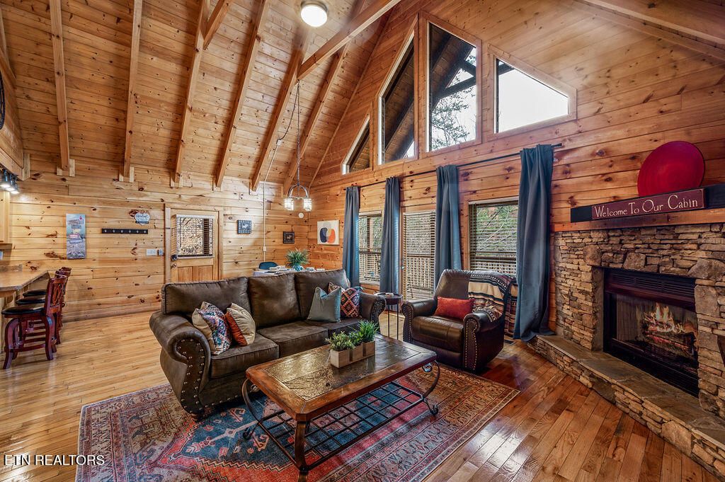 Photo of 3420 Pebble Stone Way, Pigeon Forge, TN 37863 (MLS # 1307821)