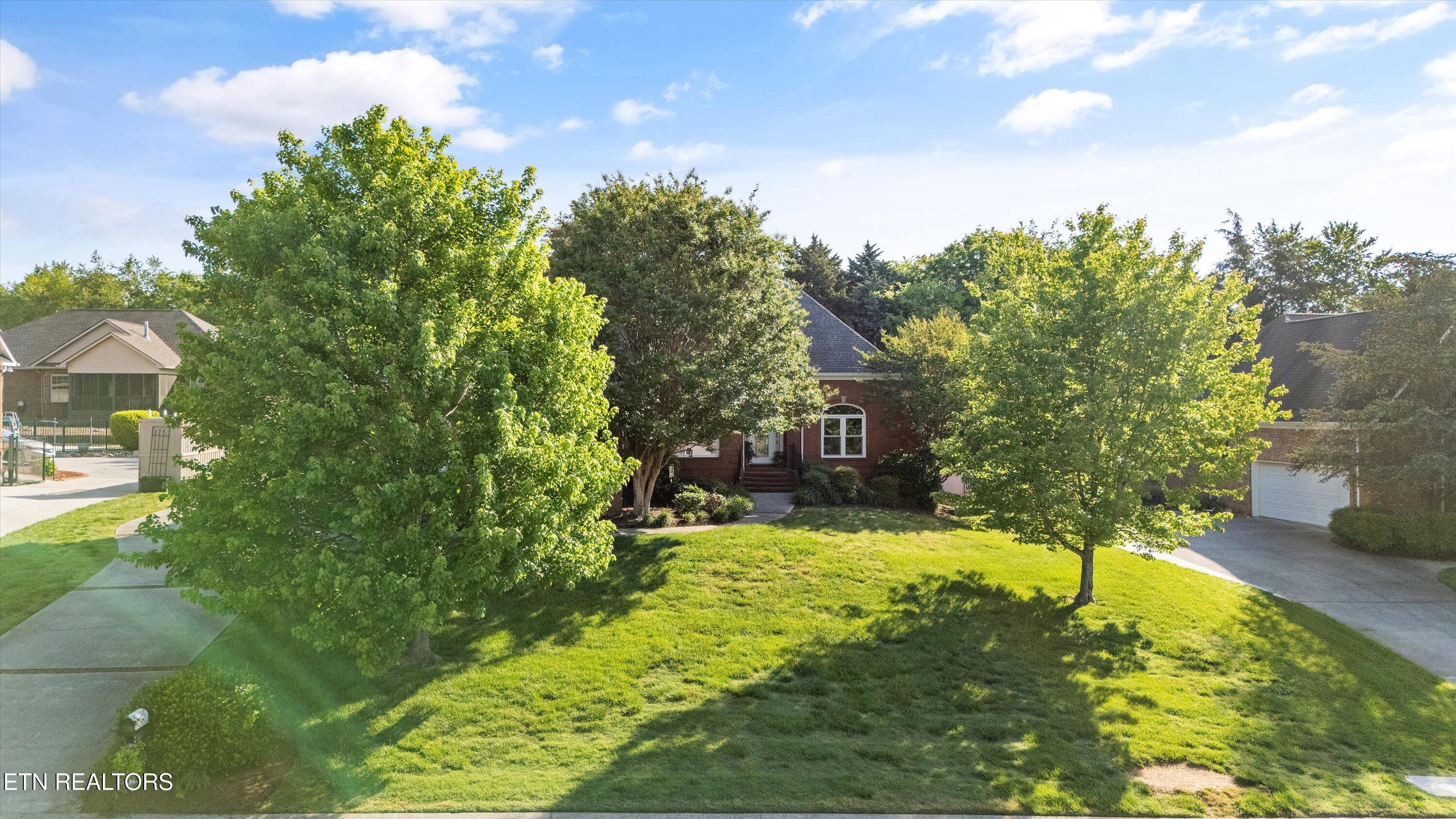 1614 Pinnacle Point Drive