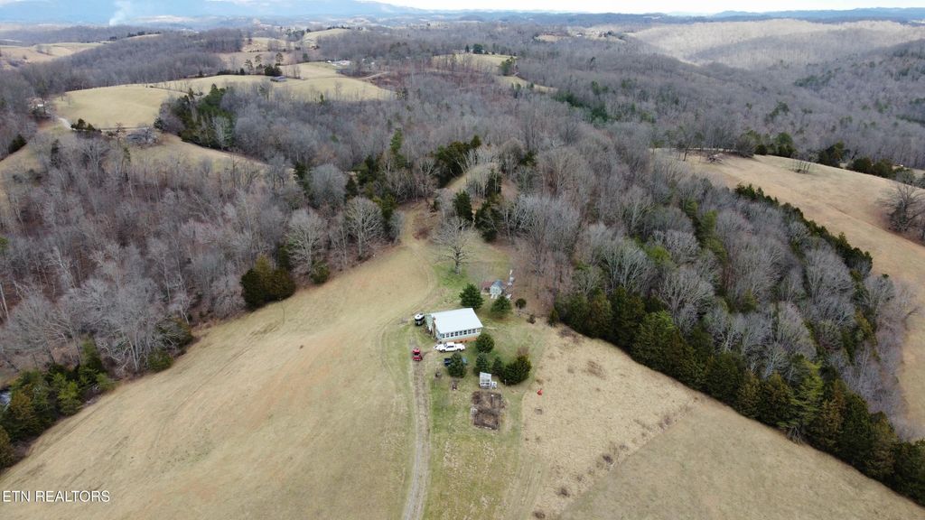Photo of 444 Tilmon West Lane, New Tazewell, TN 37825 (MLS # 1289442)