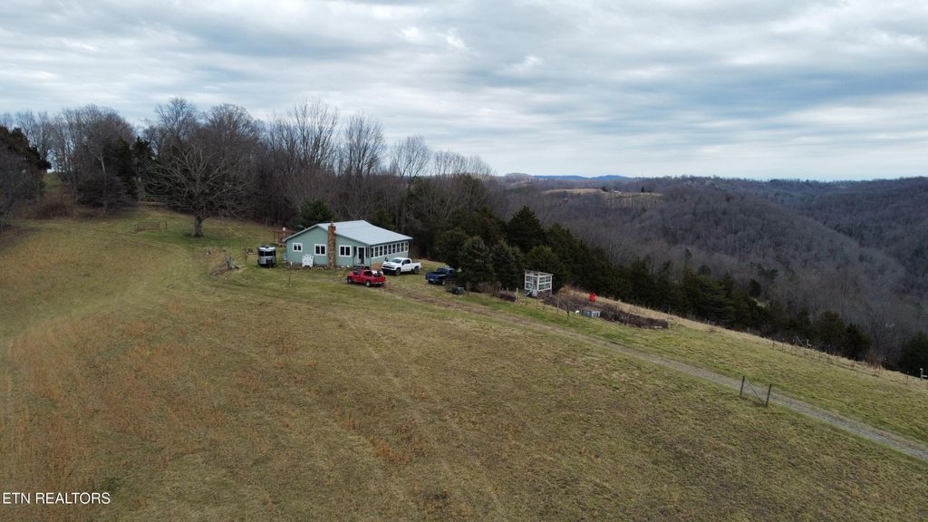 Photo of 444 Tilmon West Lane, New Tazewell, TN 37825 (MLS # 1289442)