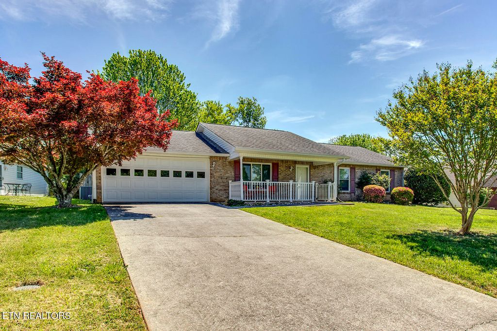 Photo of 2630 Druid Hill Drive, Maryville, TN 37804 (MLS # 1337793)
