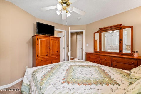 Tiny photo for 165 Elizabethton Way, Clinton, TN 37716 (MLS # 1354514)