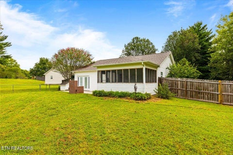 Tiny photo for 165 Elizabethton Way, Clinton, TN 37716 (MLS # 1354514)