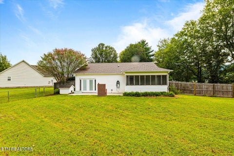 Tiny photo for 165 Elizabethton Way, Clinton, TN 37716 (MLS # 1354514)
