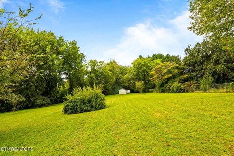 Tiny photo for 165 Elizabethton Way, Clinton, TN 37716 (MLS # 1354514)
