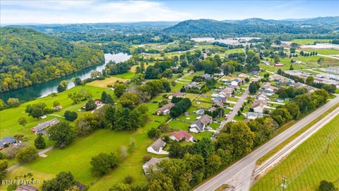 Tiny photo for 165 Elizabethton Way, Clinton, TN 37716 (MLS # 1354514)