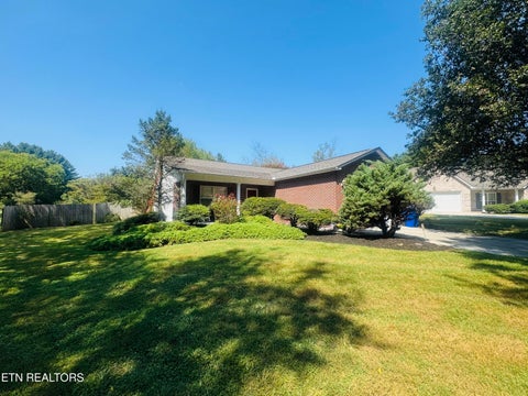 Photo of 165 Elizabethton Way, Clinton, TN 37716 (MLS # 1354514)