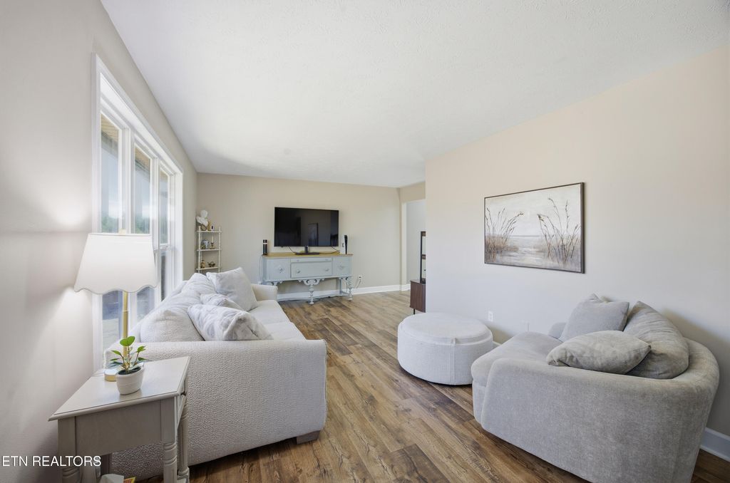 Photo of 732 Paint Rock Ferry Rd, Kingston, TN 37763 (MLS # 1325163)